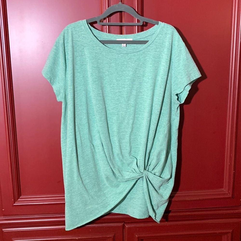 Side Twist Top